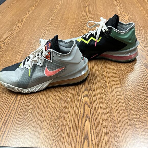 Nike Lebron XVIII Tune Squad - Bugs Bunny Vs Martian-Grey/Black-Space Jam Size 8 - Picture 4 of 12